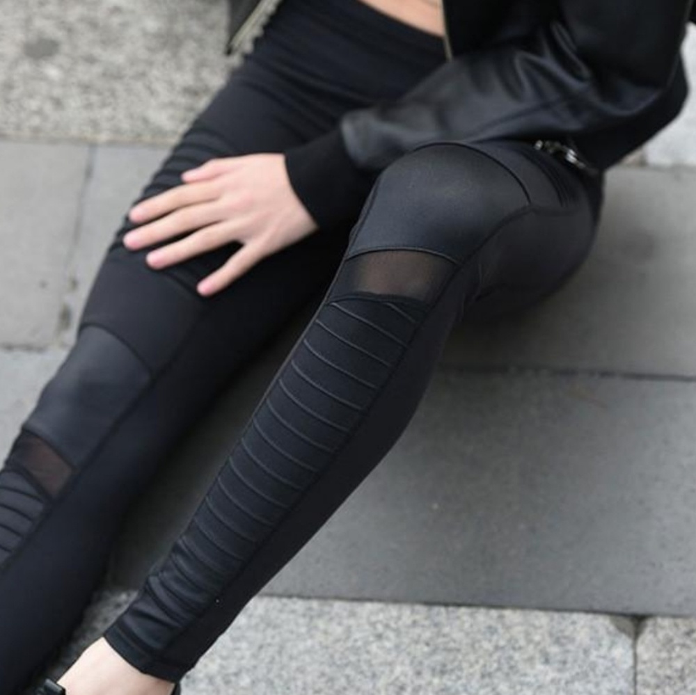✨Donating soon✨ BLUE/NAVY moto leggings